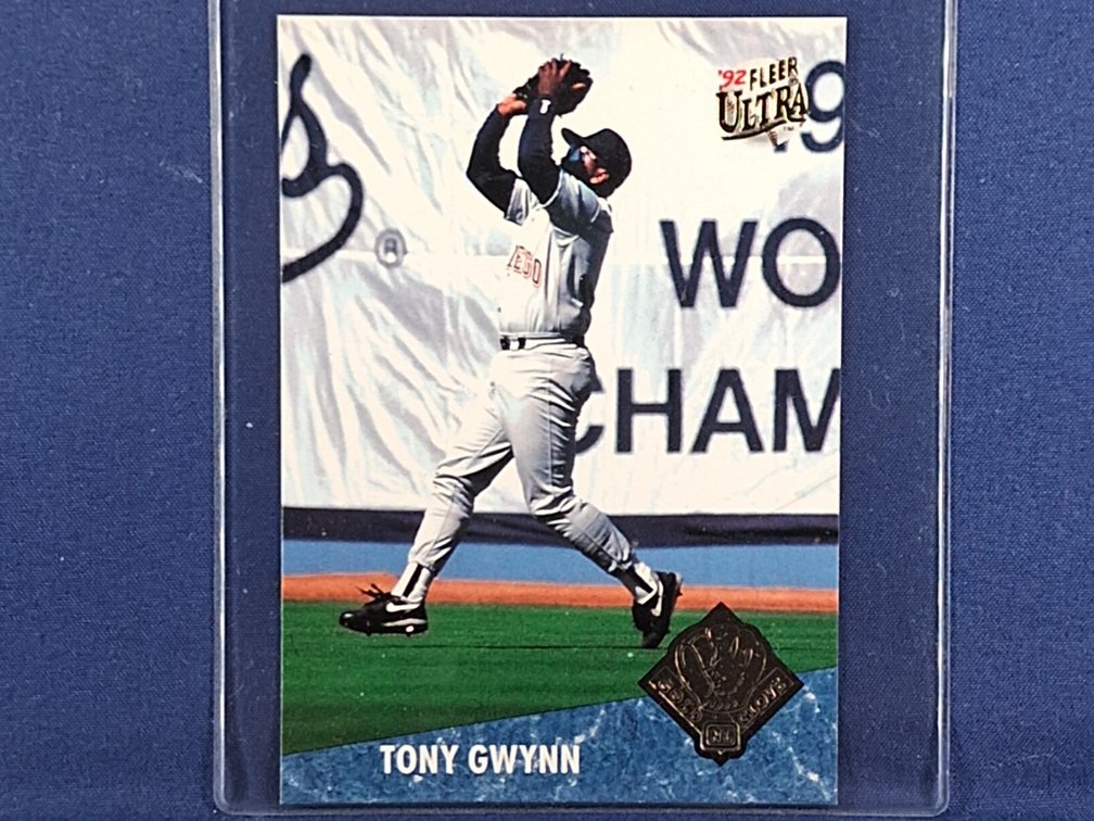 1992 Fleer Ultra Gold Glove #12 of 25 Tony Gwynn