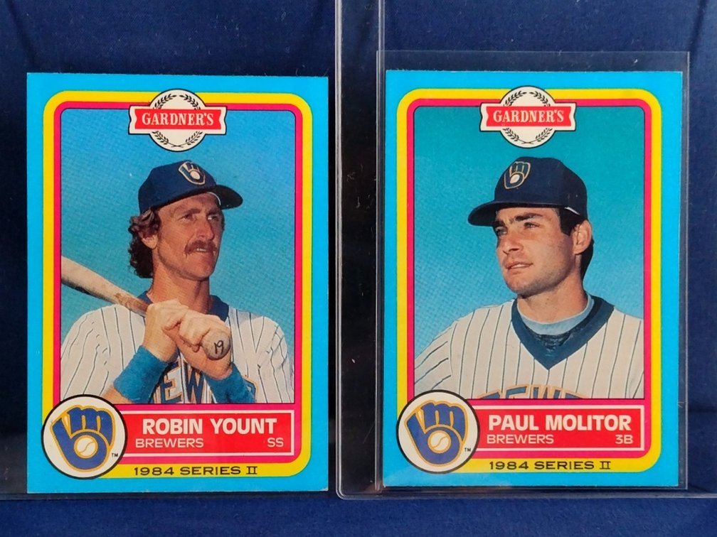 2 Paul Molitor / Robin Yount cards