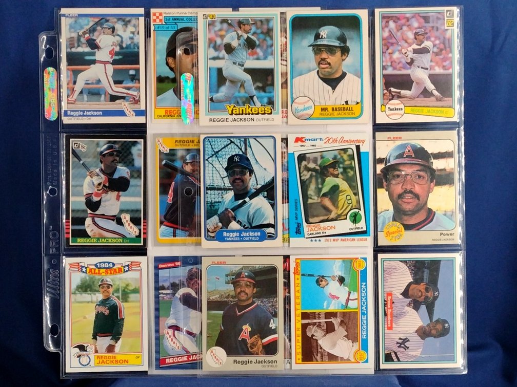 18 Reggie Jackson cards HOF