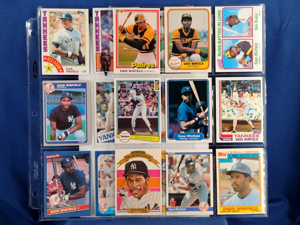 18 Dave Winfield cards HOF