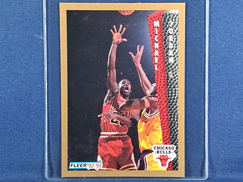 1992/92 Fleer #32 Michael Jordan HOF