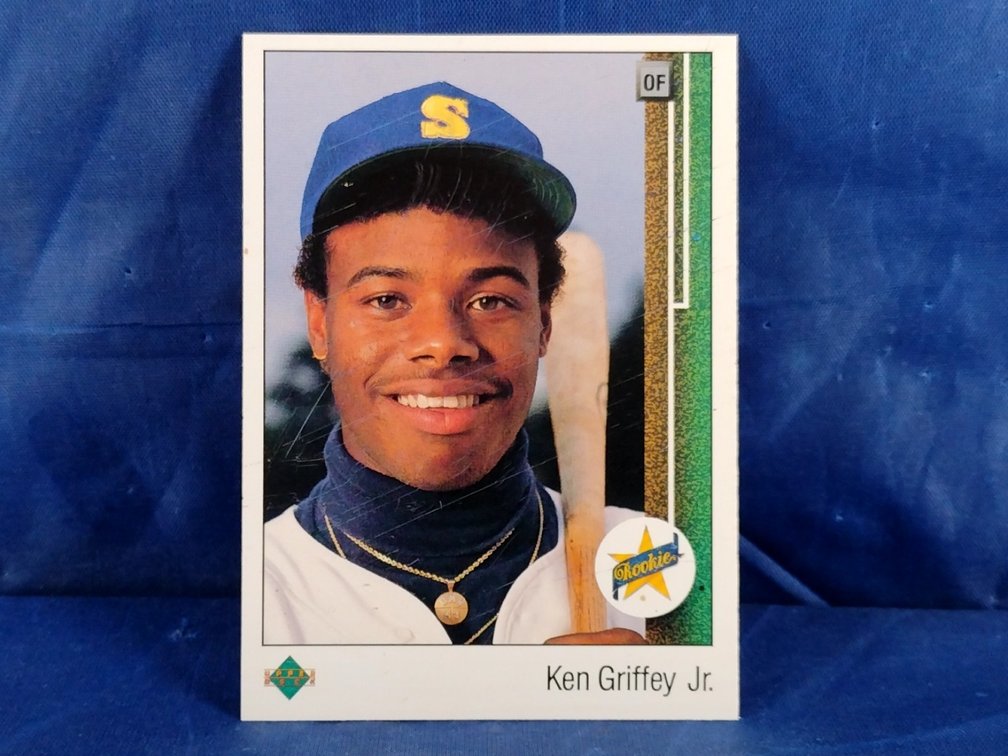 Image for #2559-Modern Sports Cards Online Auction