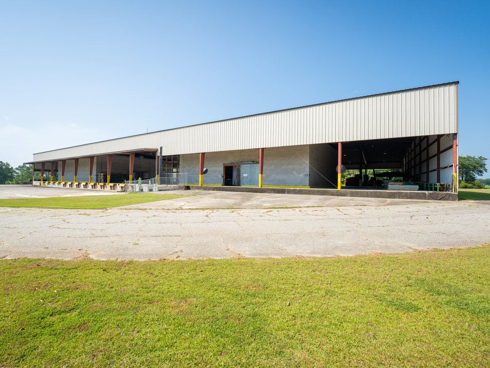 Image for 39,720+/- sq.ft Warehouse Facility with Cold Storage & 5,000+/- sq.ft Enclosed Building on 7.29+/- Acres