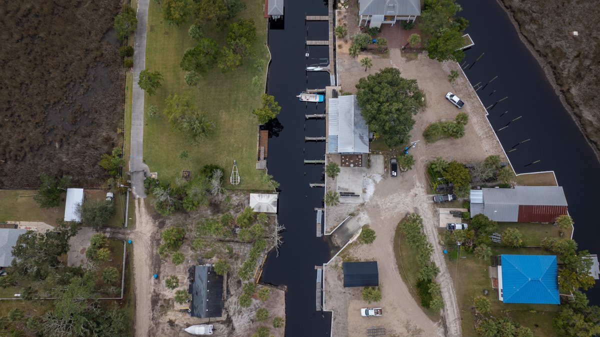 Image for Estuary Oysters - 5 Water Leases, Growing and Processing Equipment, Marina and Cold Storage