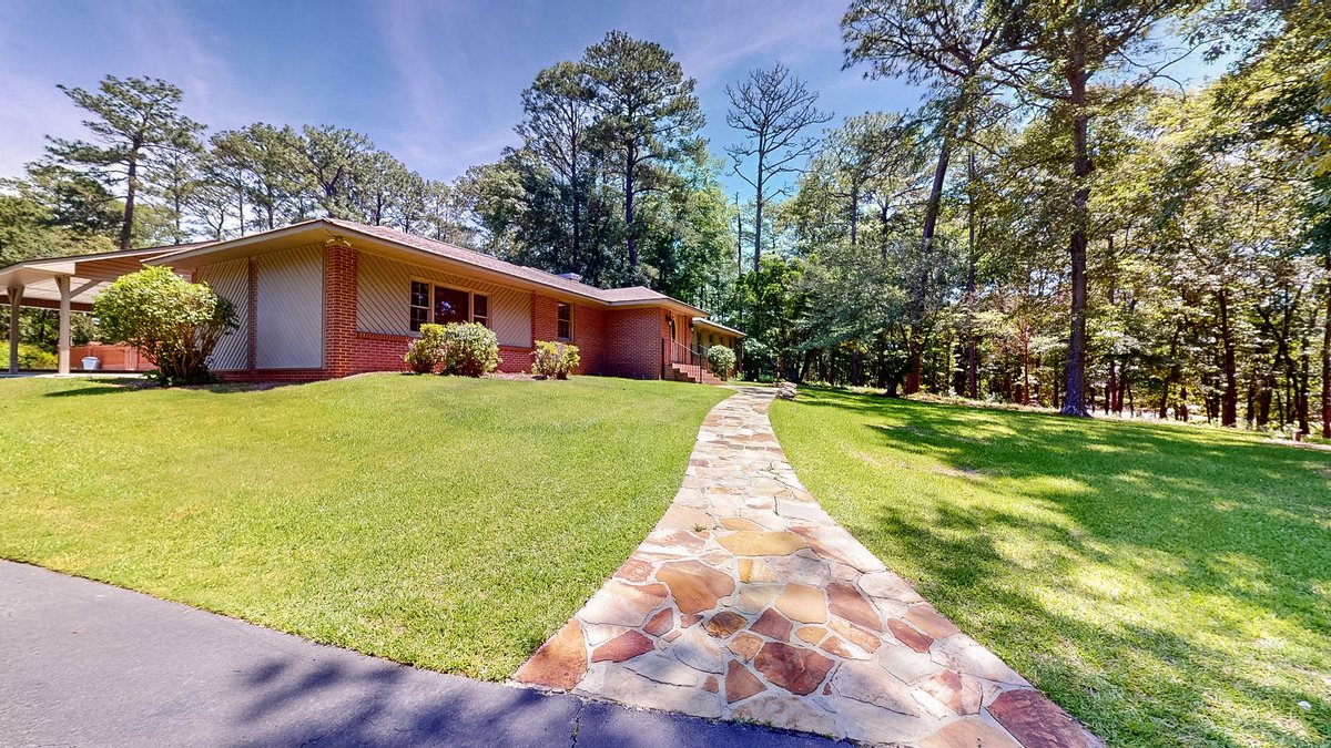 Image for Charming 25+/- Acre Estate in the Heart of Byron, Georgia