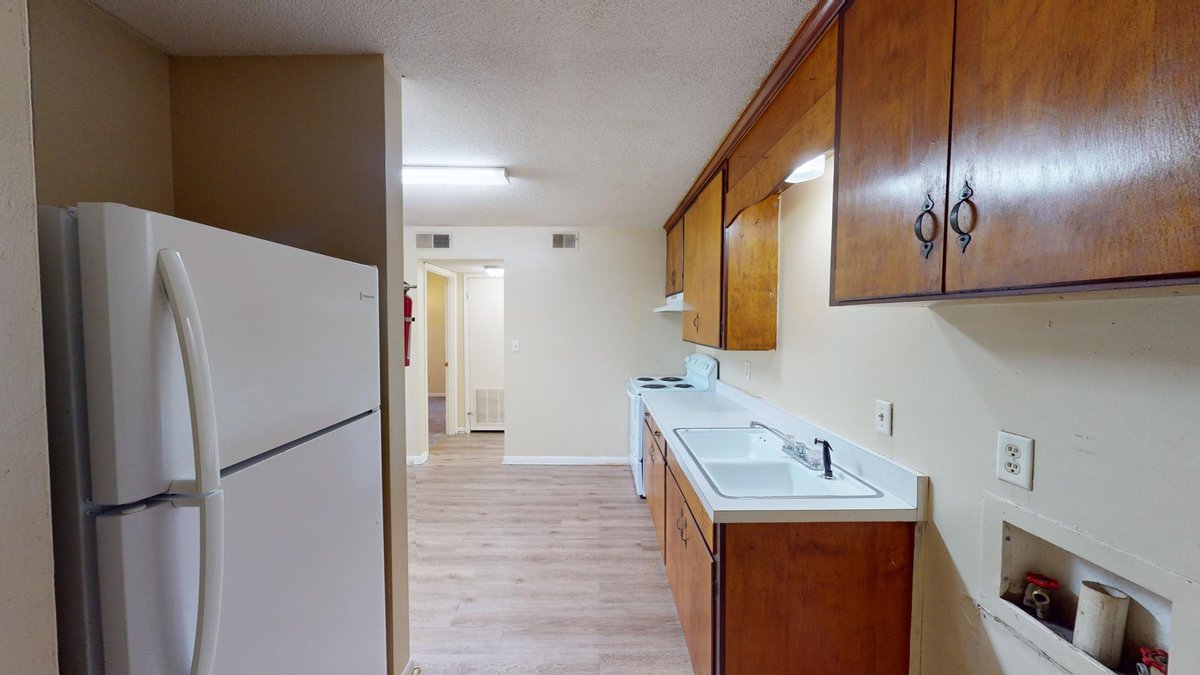 Image for Country Club Apartments - 40 Unit Apartment Complex - Premier Americus Location