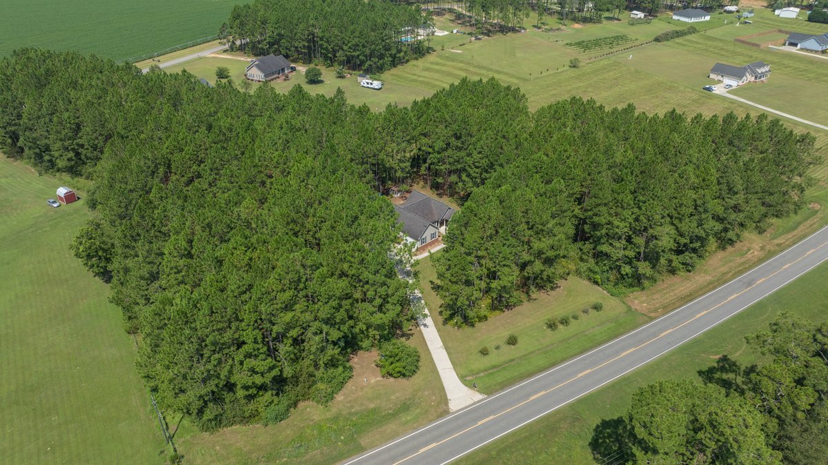 Image for 3 Bedroom / 2 Bathroom Country Home Located in Moultrie, Georgia