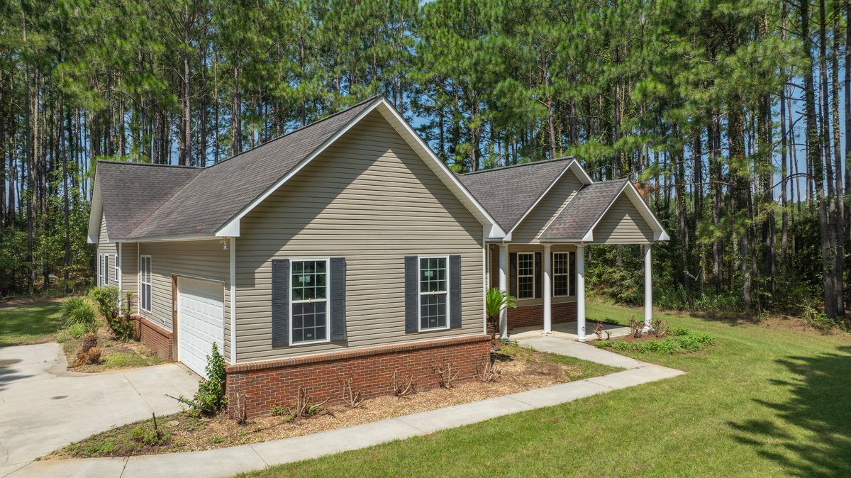 Image for 3 Bedroom / 2 Bathroom Country Home Located in Moultrie, Georgia