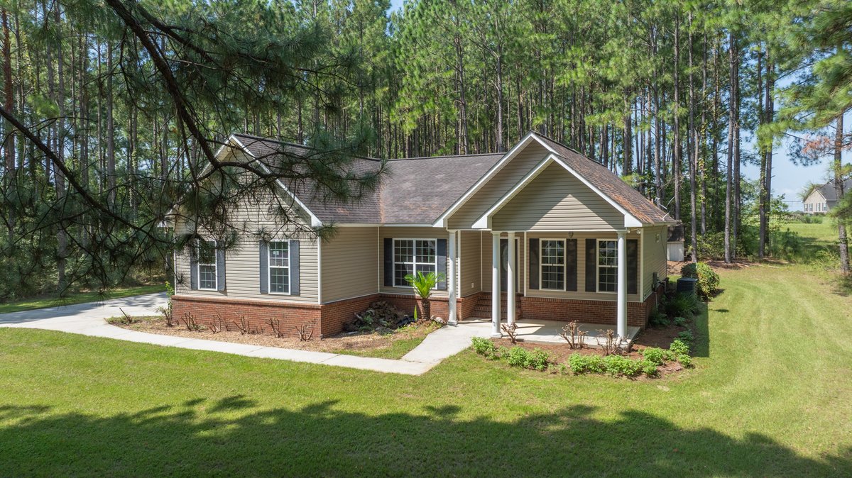 Image for 3 Bedroom / 2 Bathroom Country Home Located in Moultrie, Georgia