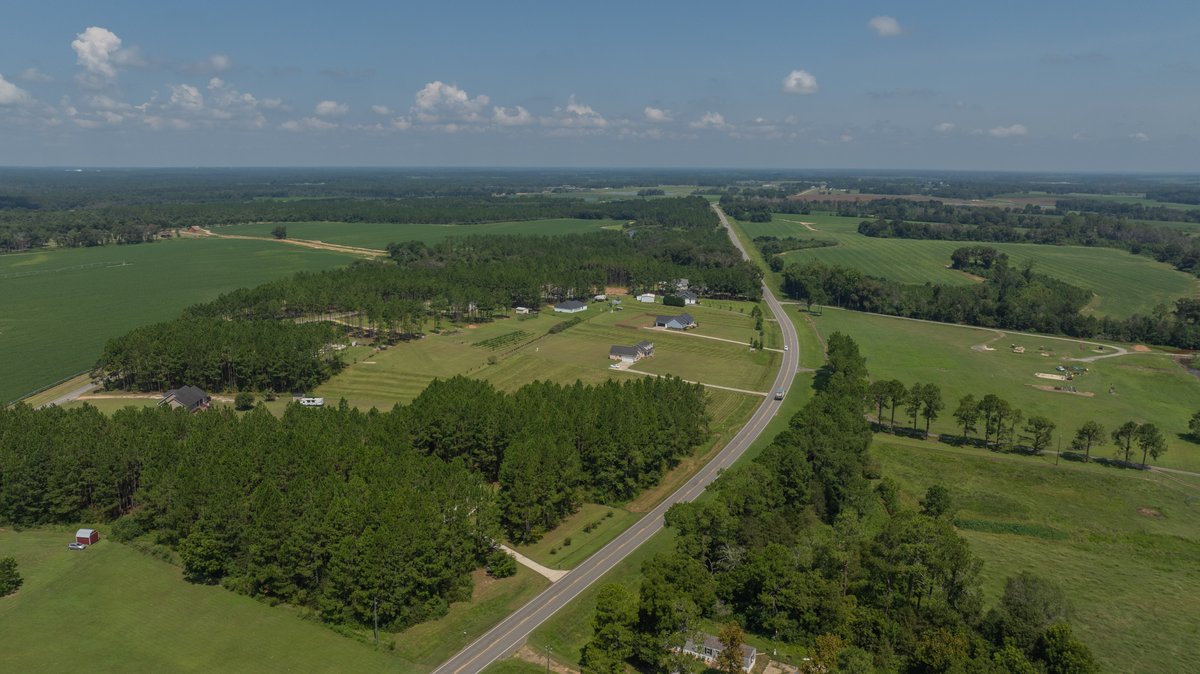 Image for 3 Bedroom / 2 Bathroom Country Home Located in Moultrie, Georgia