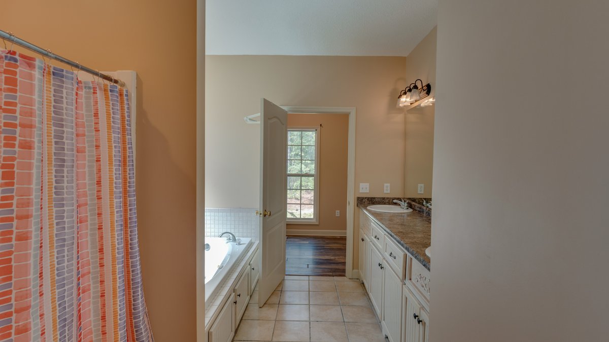Image for 3 Bedroom / 2 Bathroom Country Home Located in Moultrie, Georgia