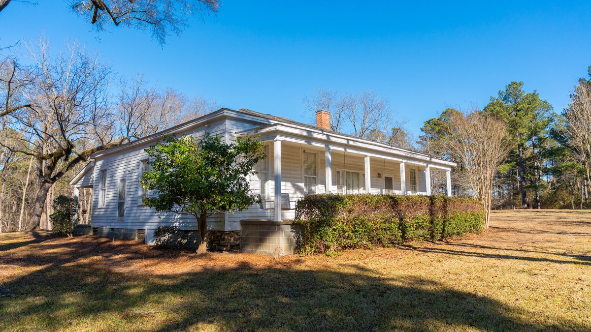Image for Margaret Kenworthy Estate - 199+/- Total Acres - 1,760 SF Southern Charm Home - Planted Pine, Hardwoods & Pond - Echeconnee Creek Frontage