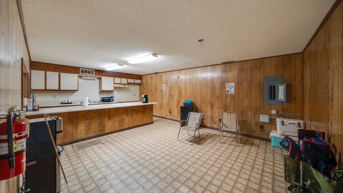 Image for Commercial Cold Storage Facility - Adel, Georgia - 39,720+/- sq. ft. Warehouse Facility with Cold Storage - 5,000+/- sq.ft Enclosed Building - 7.29+/- Acres