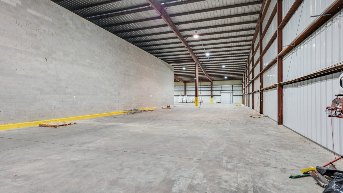 Image for Commercial Cold Storage Facility - Adel, Georgia - 39,720+/- sq. ft. Warehouse Facility with Cold Storage - 5,000+/- sq.ft Enclosed Building - 7.29+/- Acres