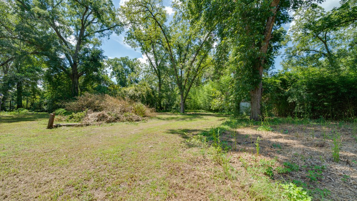 Image for Residential or Investment Opportunity - 2BR/1BA Home on 0.60 ± Acres in Colquitt County, GA