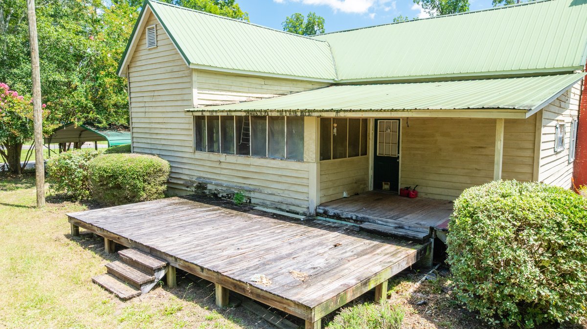 Image for Residential or Investment Opportunity - 2BR/1BA Home on 0.60 ± Acres in Colquitt County, GA