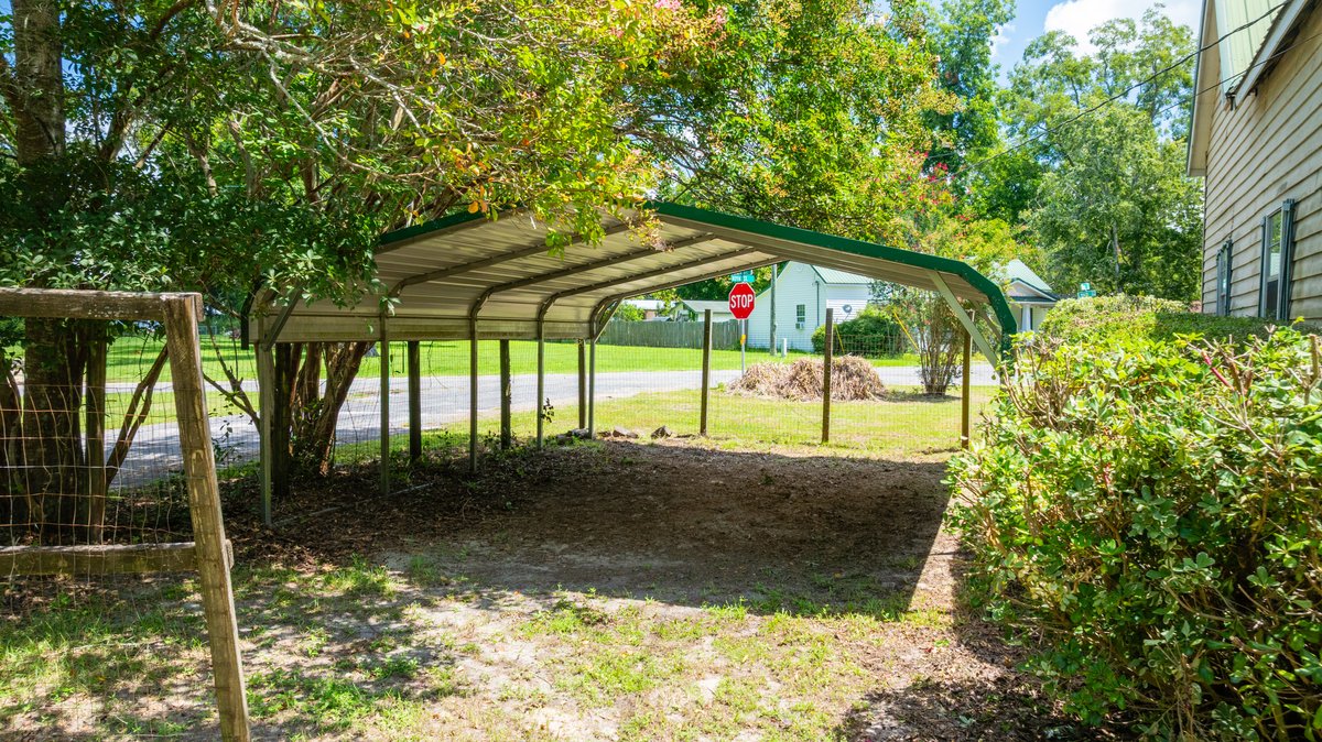 Image for Residential or Investment Opportunity - 2BR/1BA Home on 0.60 ± Acres in Colquitt County, GA