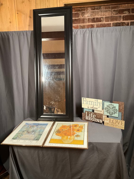 Lot Of Decorative Items