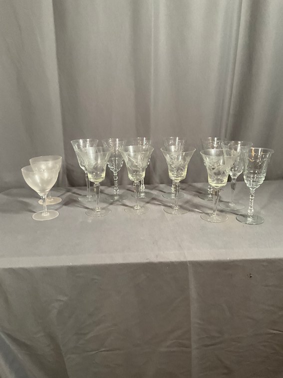 Lot Of Glassware 