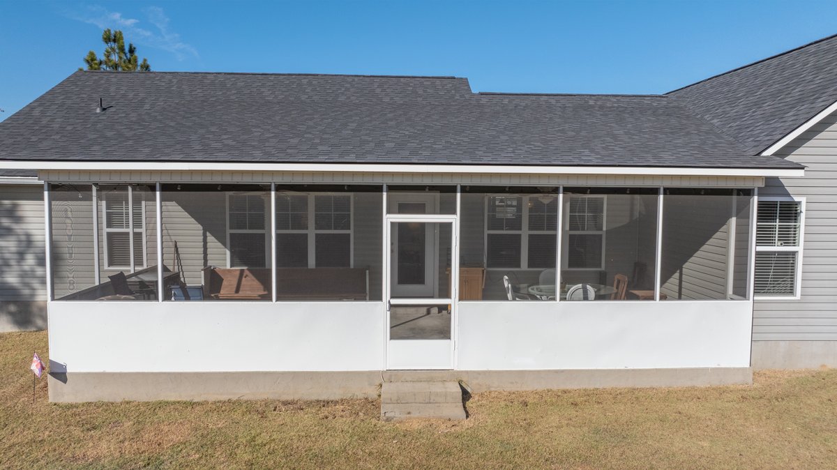 Image for Charming Burnside Estates Home - 1,888 SF, Screened-In Porch, Vaulted Ceilings, & More