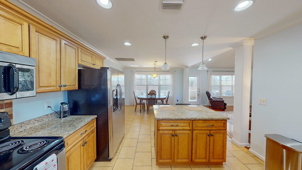 Image for Charming Burnside Estates Home - 1,888 SF, Screened-In Porch, Vaulted Ceilings, & More