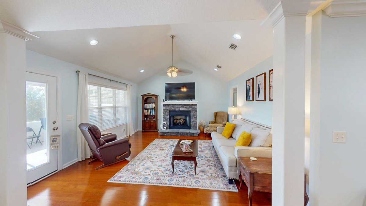 Image for Charming Burnside Estates Home - 1,888 SF, Screened-In Porch, Vaulted Ceilings, & More