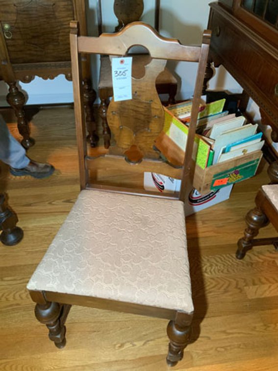 Image for VINTAGE DINING AND BEDROOM FURNITURE - ONLINE ONLY