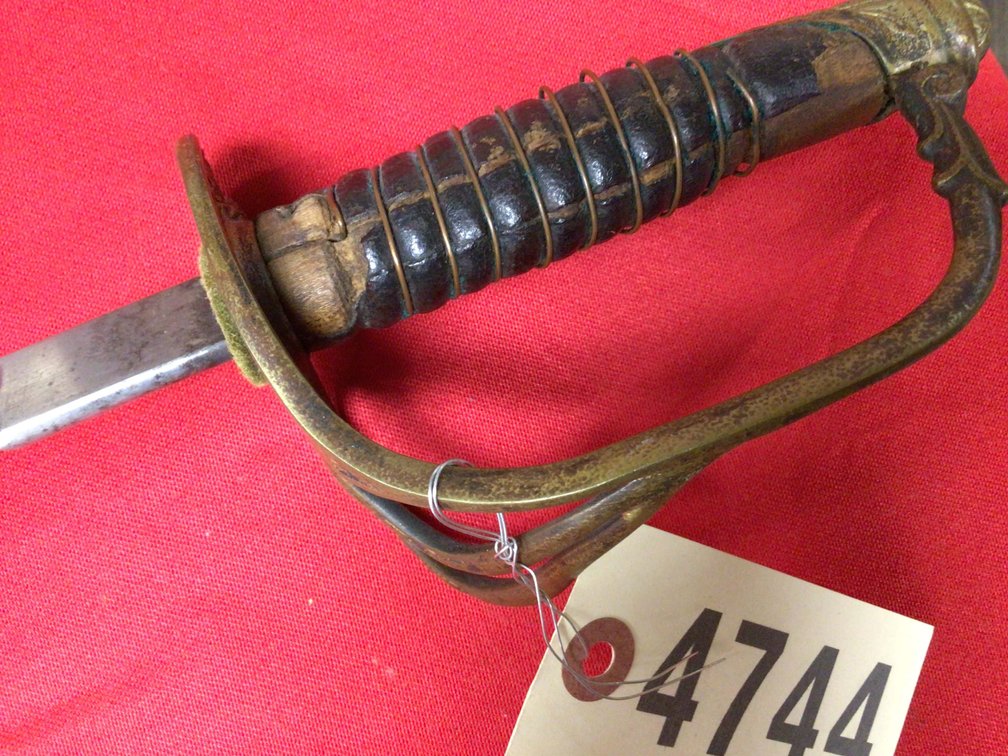 Image for Large Firearms and Memorabilia Auction