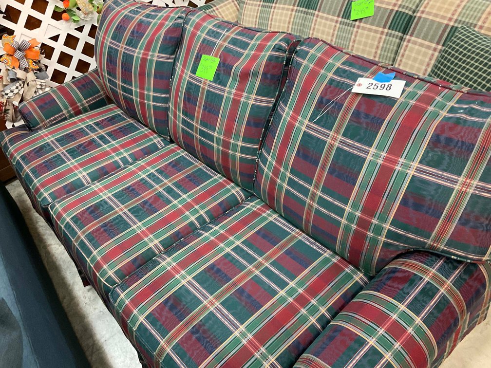 Image for New and Nearly New Thrift Shop Retirement Auction Events - LIVE AUCTION
