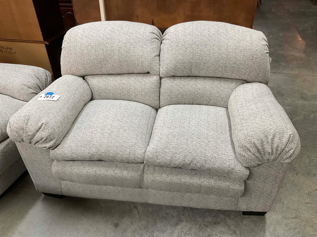 Image for New and Nearly New Thrift Shop Retirement Auction Events - LIVE AUCTION