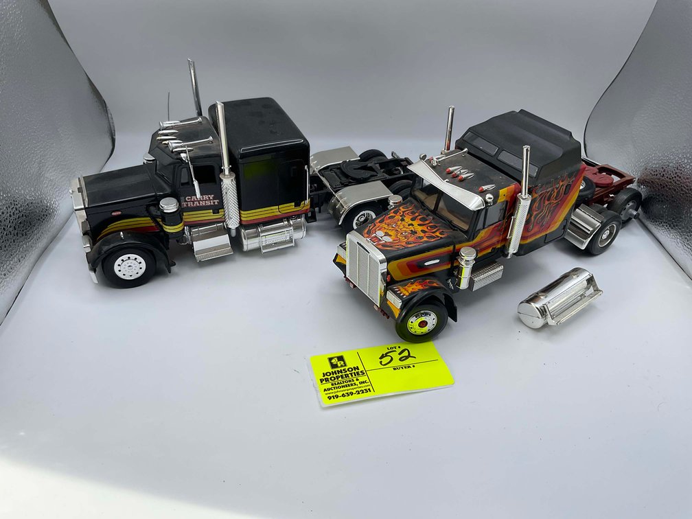 Image for Madura Estate (deceased) Collectible Die Cast Car Auction