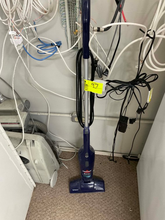 Image for Hospital Pharmacy Remaining Contents Auction in Dunn!