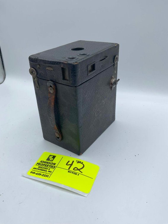 Image for Online only Living Estate Auction with Antiques, Vintage Toys and more!