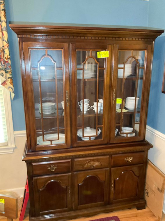 Image for Living Estate Auction for all contents of a Brick Ranch Home! (Name withheld at owners request)