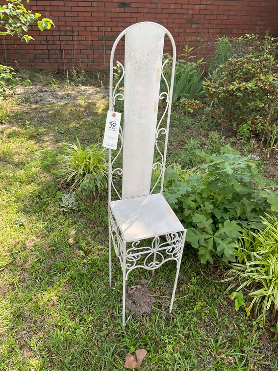 Image for Offering all of the Contents from a Local Group Home in this Absolute Online Auction!
