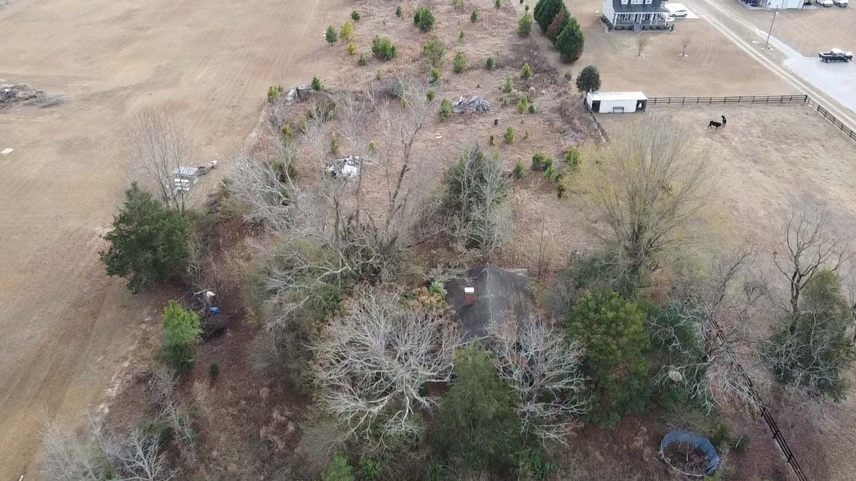 Image for Over 7 acres with a Manufactured Home Selling at Public Auction in Harnett County on 1530 Clark Road, Lillington, NC.