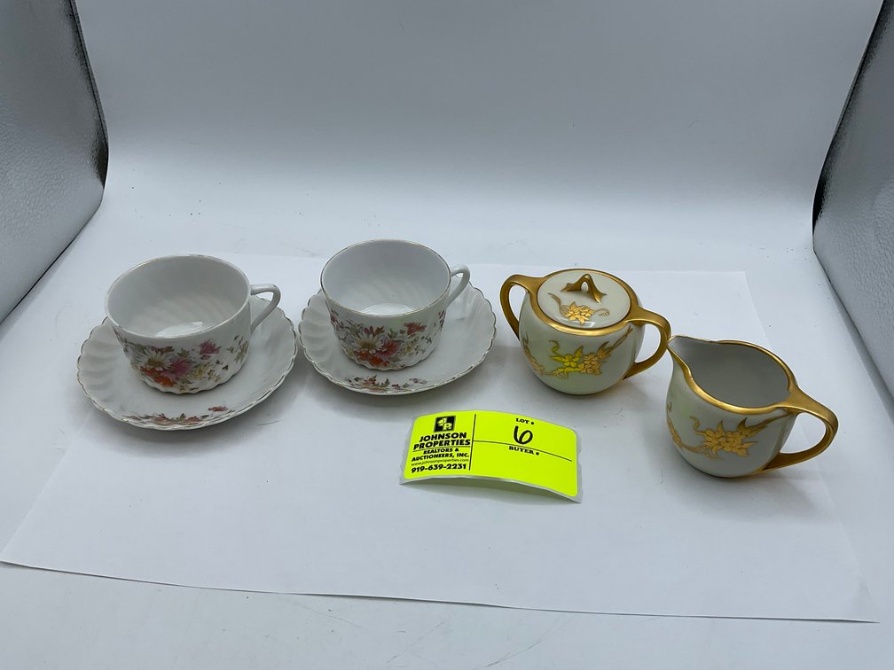 Image for Huge Online Only Collectible, Vintage, Unique Glass and Ceramics Auction!