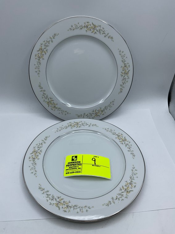 Image for Huge Online Only Collectible, Vintage, Unique Glass and Ceramics Auction!