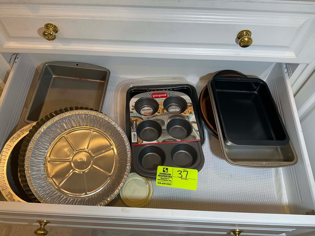 Image for Dunn Personal Property Online Only Auction including fine furnishings, Leather items.