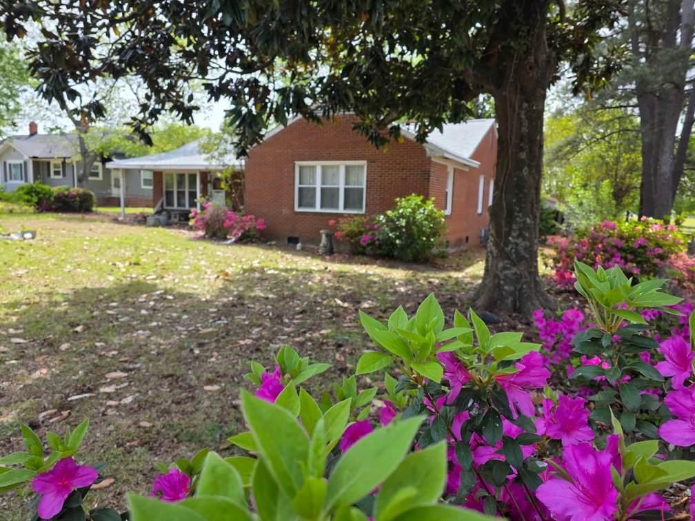 Image for Cute Brick Ranch Home in Dunn Selling at Absolute Auction!!