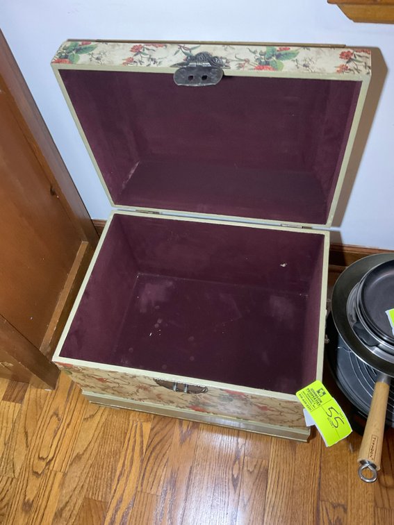 Image for Online Only Personal Property Auction in Broadway!