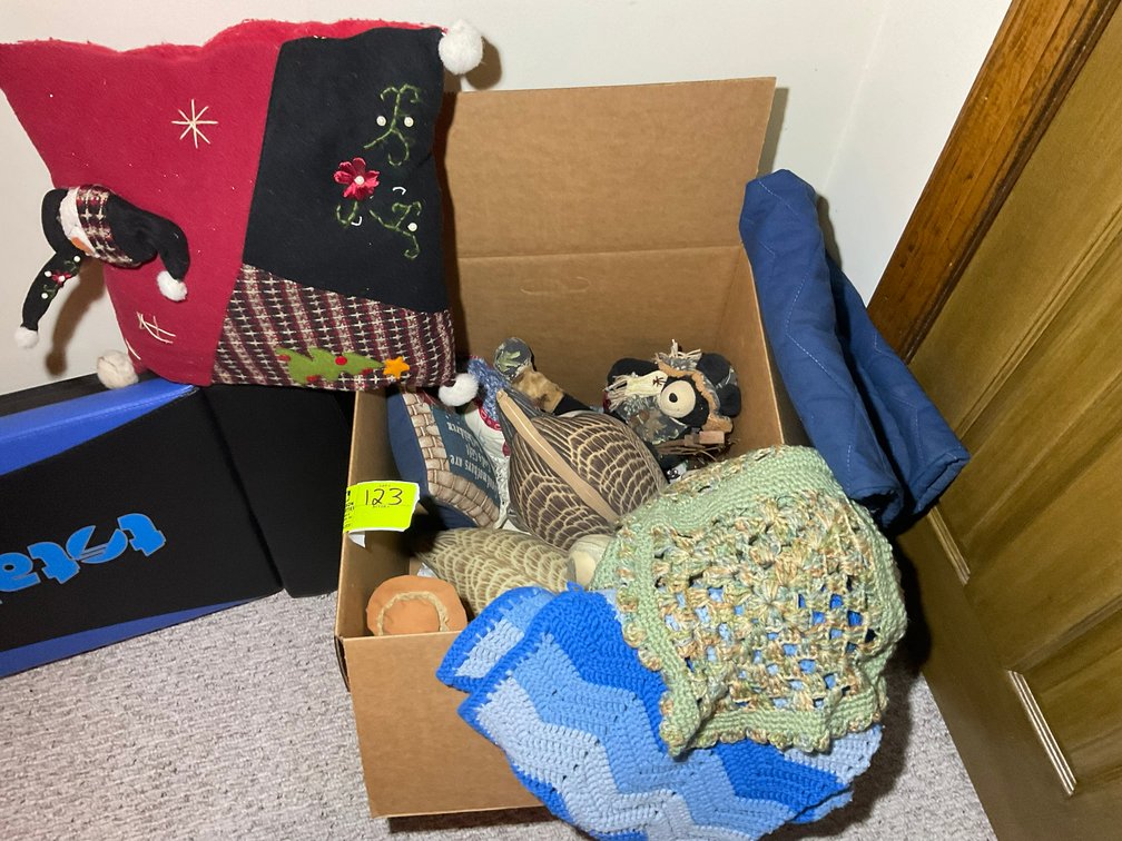 Image for Online Only Personal Property Auction in Broadway!