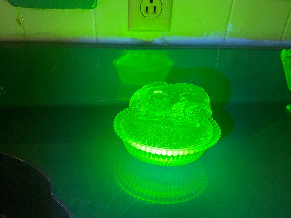 Image for Online Only Personal Property Auction with Household Goods, Uranium Glass and Other Collectibles!