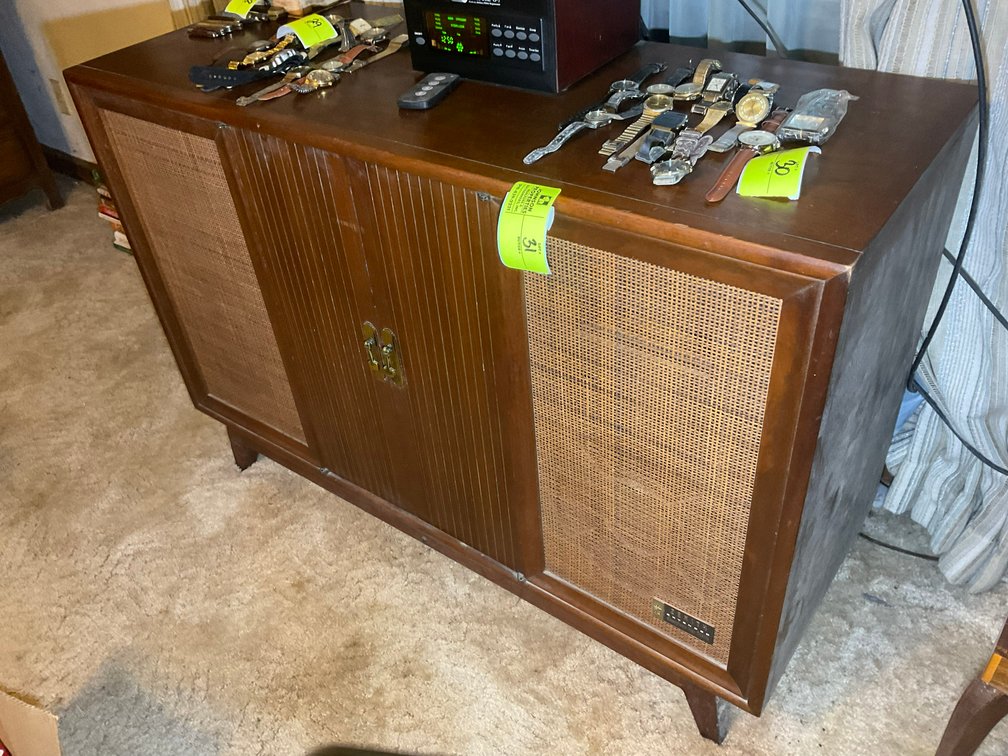 Image for Online Only Personal Property Auction with Household Goods, Uranium Glass and Other Collectibles!