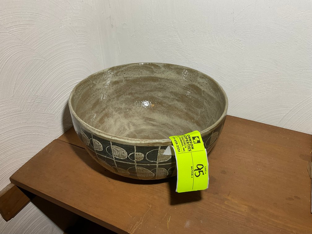 Image for Online Only Personal Property Auction with Household Goods, Uranium Glass and Other Collectibles!