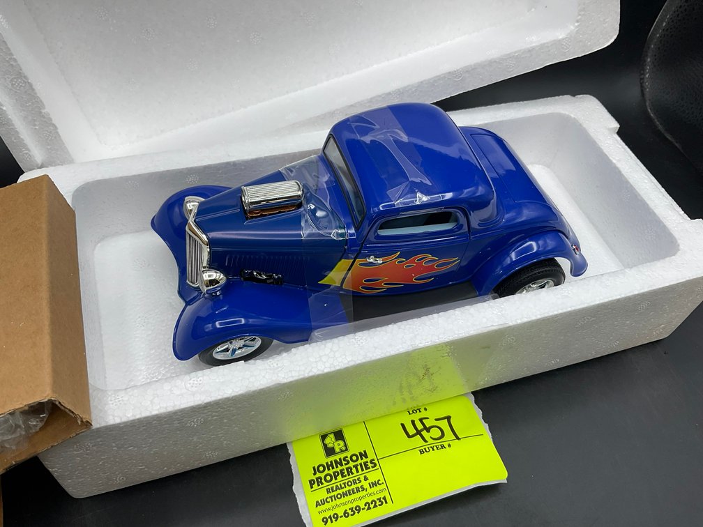 Image for Online Only Petroleum and other Collectibles at JP Sale Yard!
