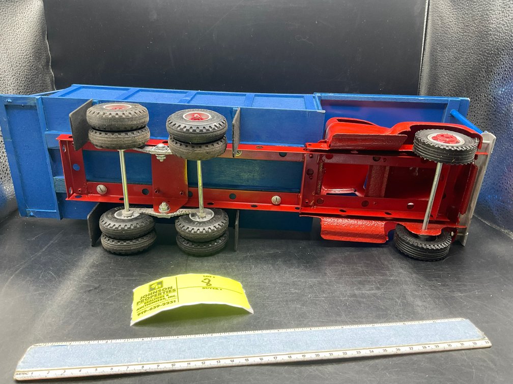 Image for Vintage Toy Trucks and Tractors Online Auction