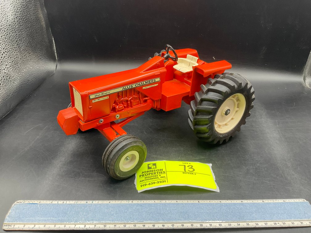 Image for Vintage Toy Trucks and Tractors Online Auction