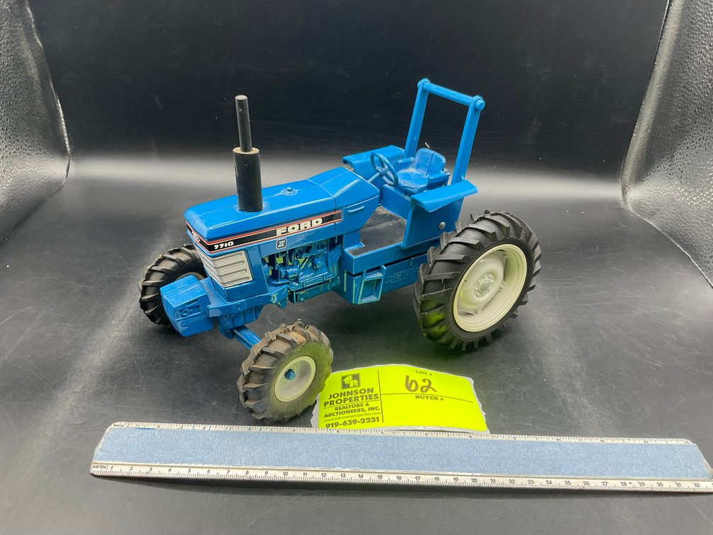 Image for Vintage Toy Trucks and Tractors Online Auction