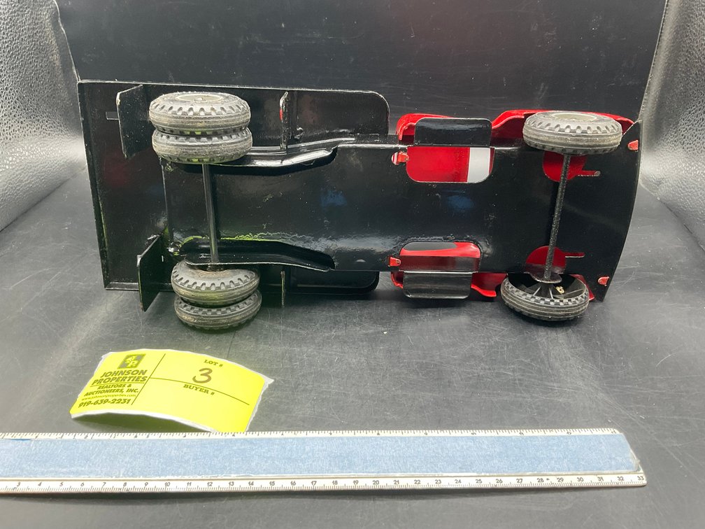 Image for Vintage Toy Trucks and Tractors Online Auction